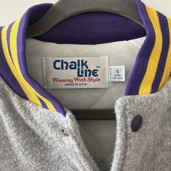 Vintage ChalkLine Lakers Varsity Jacker Magic Johnson #32 - Picture 3 of 6